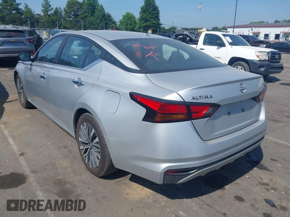 2024 Nissan Altima SV with VIN 1N4BL4DV4RN311594, listed as a IAAI auction lot 42544589 with 42,469 mi miles and . Bid and sale history available at DreamBid. Image 3.