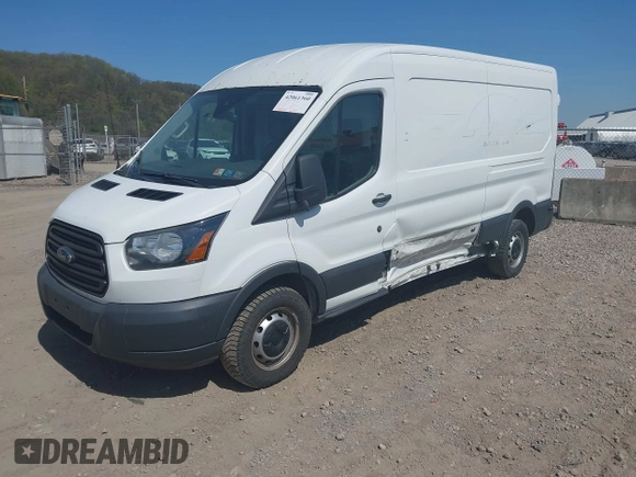 2017 Ford Transit z VIN 1FTYR2CM2HKA84048, wystawiony jako IAAI lot #42061360 z przebiegiem 219 456 mil mil oraz . Historia ofert i sprzedaży dostępna na DreamBid. Obrazek 18.