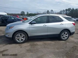 2020 Chevrolet Equinox LT with VIN 3GNAXVEX8LS660861, listed as a IAAI auction lot 41804649 with 53,478 mi miles. Bid and sale history available at carsss.com. Image 14.