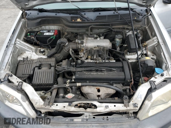 1998 Honda CR-V LX with VIN JHLRD2847WC003311, listed as a Copart auction lot 53577185 with 176,694 mi miles and Salvage Title. Bid and sale history available at carsss.com. Image 11.