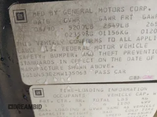 1991 Chevrolet Caprice z VIN 1G1BN53E2MW135068, wystawiony jako IAAI lot #40923869 z przebiegiem 185 732 mil mil oraz . Historia ofert i sprzedaży dostępna na DreamBid. Obrazek 9.