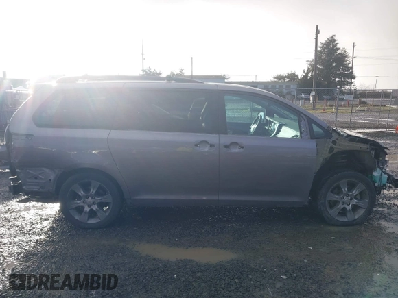 2015 Toyota Sienna SE with VIN 5TDXK3DC2FS540681, listed as a IAAI auction lot 41192481 with 108,782 mi miles and . Bid and sale history available at DreamBid. Image 14.