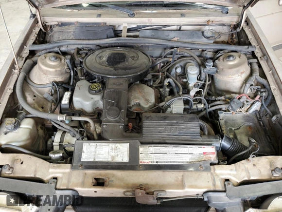 1990 Ford Escort z VIN 1FAPP9198LW113794, wystawiony jako Copart lot #48009265 z przebiegiem 67 809 mil mil oraz Czysty tytuł • Clean title. Historia ofert i sprzedaży dostępna na DreamBid. Obrazek 11.