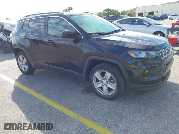 2022 Jeep Compass Latitude with VIN 3C4NJCBB6NT229344, listed as a IAAI auction lot 41686958 with 40,696 mi miles and . Bid and sale history available at carsss.com. Image 1.