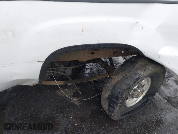 2009 GMC Sierra 1500 Work Truck z VIN 1GTEC14C59Z900876, wystawiony jako IAAI lot #42240573 z przebiegiem 315 043 mil mil oraz . Historia ofert i sprzedaży dostępna na DreamBid. Obrazek 6.