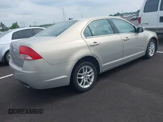 2010 Mercury Milan with VIN 3MEHM0HA7AR622311, listed as a IAAI auction lot 42259405 with 277,719 mi miles and . Bid and sale history available at DreamBid. Image 4.