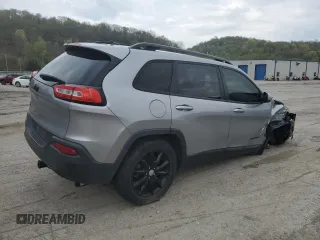 2014 Jeep Cherokee Latitude z VIN 1C4PJMCS6EW286568, wystawiony jako Copart lot #54754525 z przebiegiem 164 130 mil mil oraz Szkoda całkowita • Salvage title. Historia ofert i sprzedaży dostępna na DreamBid. Obrazek 3.
