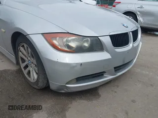 2006 BMW 3 Series 325i with VIN WBAVB17576NK37407, listed as a IAAI auction lot 41967656 with 209,291 mi miles. Bid and sale history available at carsss.com. Image 6.