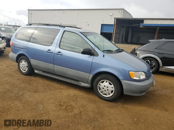 2002 Toyota Sienna LE with VIN 4T3ZF13C82U502111, listed as a Copart auction lot 80394434 with 134,058 mi miles and Clean Title. Bid and sale history available at carsss.com. Image 4.
