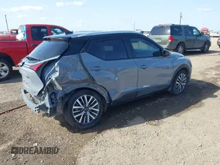 2024 Nissan Kicks SV with VIN 3N1CP5CV7RL484703, listed as a IAAI auction lot 41815971 with 20,961 mi miles. Bid and sale history available at carsss.com. Image 4.