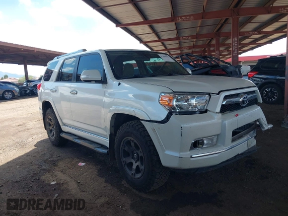2011 Toyota 4Runner Trail z VIN JTEBU5JR6B5043167, wystawiony jako IAAI lot #42400681 z przebiegiem 265 137 mil mil oraz . Historia ofert i sprzedaży dostępna na DreamBid. Obrazek 1.