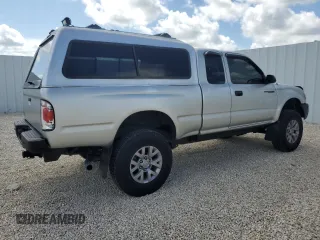 2000 Toyota Tacoma PreRunner with VIN 4TASM92N0YZ634616, listed as a Copart auction lot 64664705 with 206,314 mi miles and Clean title. Bid and sale history available at DreamBid. Image 3.