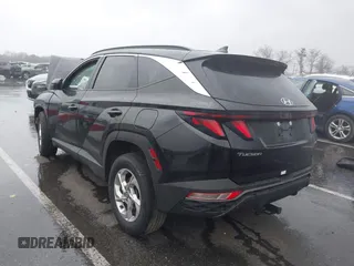 2024 Hyundai Tucson SEL with VIN KM8JBCDE9RU290617, listed as a IAAI auction lot 41727107 with 16,567 mi miles. Bid and sale history available at carsss.com. Image 3.