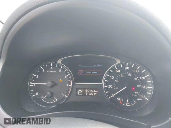 2015 Nissan Altima 2.5 S with VIN 1N4AL3AP1FN904367, listed as a IAAI auction lot 41930507 with 180,453 mi miles. Bid and sale history available at carsss.com. Image 7.