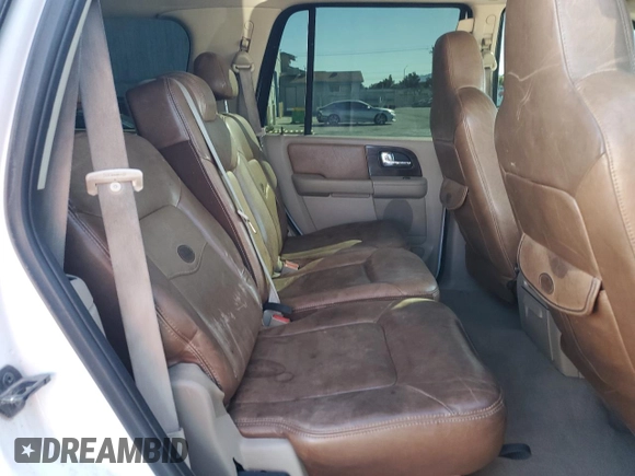 2006 Ford Expedition Eddie Bauer with VIN 1FMFU18586LA70143, listed as a Copart auction lot 47296745 with 197,289 mi miles and Clean Title. Bid and sale history available at carsss.com. Image 11.