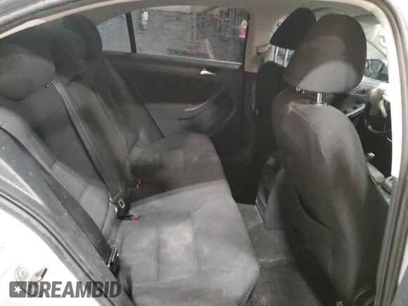 2011 Volkswagen Jetta z VIN 3VWWL7AJ5BM083732, wystawiony jako Copart lot #57943595 z przebiegiem 171 791 mil mil oraz Szkoda całkowita • Salvage title. Historia ofert i sprzedaży dostępna na DreamBid. Obrazek 10.