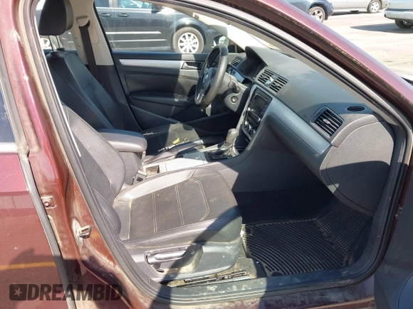 2012 Volkswagen Passat SE z VIN 1VWBH7A32CC074412, wystawiony jako IAAI lot #41805569 z przebiegiem 216 762 mil mil oraz . Historia ofert i sprzedaży dostępna na DreamBid. Obrazek 5.