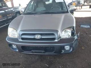 2005 Hyundai Santa Fe GLS with VIN KM8SC73D55U960384, listed as a IAAI auction lot 41872928 with 201,160 mi miles. Bid and sale history available at carsss.com. Image 12.