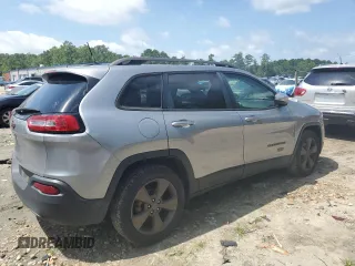2017 Jeep Cherokee Latitude с VIN 1C4PJLCB3HW577947, выставлен на аукционе Copart как лот 64815025 с пробегом 119 133 миль миль и Чистый • Clean title. История ставок и продаж доступна на DreamBid. Изображение 3.