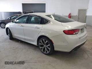 2015 Chrysler 200 C z VIN 1C3CCCEG9FN573670, wystawiony jako IAAI lot #41918086 z przebiegiem 260 656 mil mil oraz . Historia ofert i sprzedaży dostępna na DreamBid. Obrazek 3.