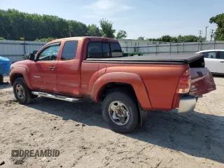 2006 Toyota Tacoma PreRunner with VIN 5TETX62N46Z221324, listed as a Copart auction lot 62179035 with 189,971 mi miles and Salvage title. Bid and sale history available at DreamBid. Image 2.