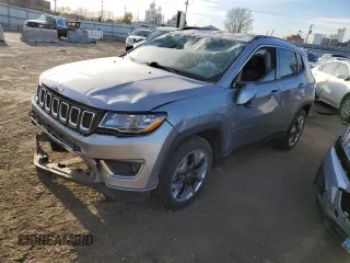 2019 Jeep Compass Limited with VIN 3C4NJCCB0KT662863, listed as a Copart auction lot 65089042 with 83,400 mi miles and Salvage Title. Bid and sale history available at carsss.com. Image 2.