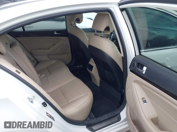 2016 Kia Cadenza Premium with VIN KNALN4D77G5218198, listed as a IAAI auction lot 40381356 with 77,116 mi miles. Bid and sale history available at carsss.com. Image 8.