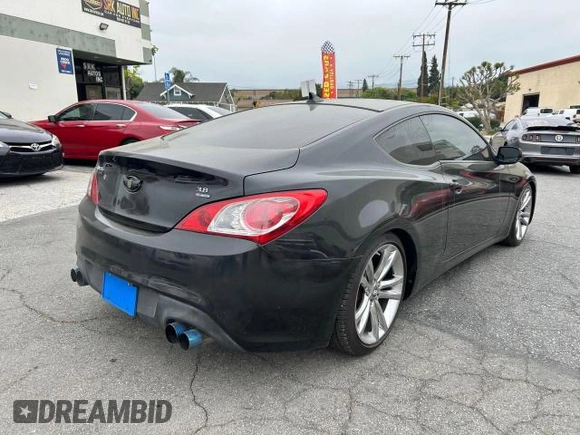 2011 Hyundai Genesis Coupe Grand Touring with VIN KMHHU6KH5BU061431, listed as a Copart auction lot 53547875 with 61,839 mi miles and Clean title. Bid and sale history available at DreamBid. Image 4.