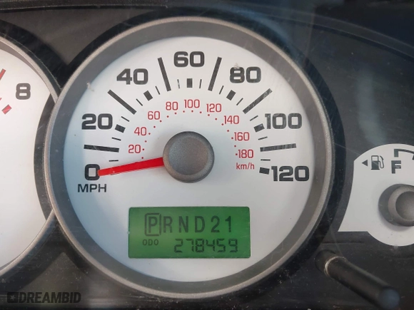 2006 Ford Escape XLT with VIN 1FMYU93166KB46038, listed as a IAAI auction lot 41877801 with 278,459 mi miles. Bid and sale history available at carsss.com. Image 7.