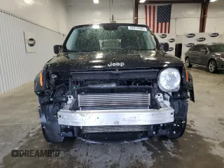 2017 Jeep Renegade Sport with VIN ZACCJBAB9HPF95605, listed as a Copart auction lot 52074305 with 67,466 mi miles and Salvage Title. Bid and sale history available at carsss.com. Image 5.