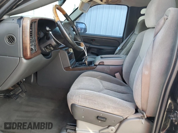 2004 Chevrolet Avalanche Z66 with VIN 3GNEC12T64G121926, listed as a Copart auction lot 75260014 with 249,097 mi miles and Salvage Title. Bid and sale history available at DreamBid. Image 7.