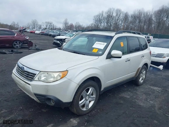 2010 Subaru Forester 2.5X Limited with VIN JF2SH6DC0AH726096, listed as a IAAI auction lot 41990918 with 226,580 mi miles. Bid and sale history available at carsss.com. Image 2.