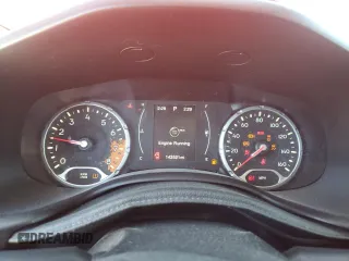 2016 Jeep Renegade Latitude z VIN ZACCJABT4GPC49204, wystawiony jako Copart lot #53320035 z przebiegiem 142 521 mil mil oraz Szkoda całkowita • Salvage title. Historia ofert i sprzedaży dostępna na DreamBid. Obrazek 9.