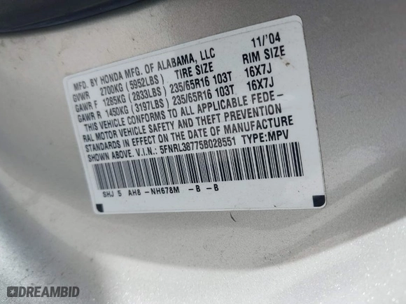 2005 Honda Odyssey EX-L with VIN 5FNRL38775B028551, listed as a IAAI auction lot 42011201 with 201,957 mi miles. Bid and sale history available at carsss.com. Image 9.