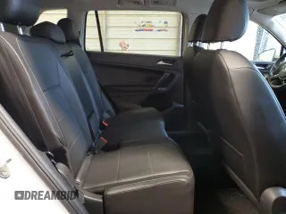 2018 Volkswagen Tiguan SEL z VIN 3VV2B7AX3JM009637, wystawiony jako Copart lot #59373325 z przebiegiem 148 046 mil mil oraz Szkoda całkowita • Salvage title. Historia ofert i sprzedaży dostępna na DreamBid. Obrazek 11.