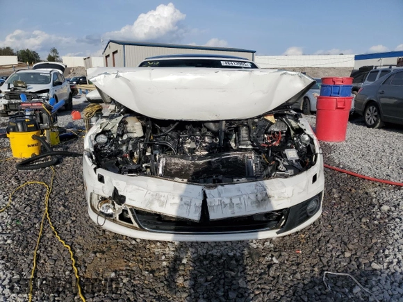 2014 Volkswagen Eos Lux with VIN WVWFW8AH9EV004182, listed as a Copart auction lot 48413905 with Not Provided miles and Salvage Title. Bid and sale history available at DreamBid. Image 5.