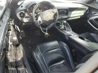 2018 Chevrolet Camaro 2SS z VIN 1G1FH1R71J0190264, wystawiony jako Copart lot #41827695 z przebiegiem 91 749 mil mil oraz Szkoda całkowita • Salvage title. Historia ofert i sprzedaży dostępna na DreamBid. Obrazek 8.