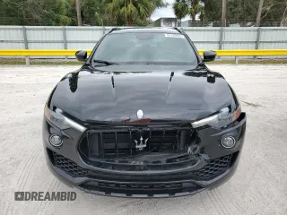 2017 Maserati Levante S with VIN ZN661YUS1HX245179, listed as a Copart auction lot 55136095 with 66,297 mi miles and Clean Title. Bid and sale history available at carsss.com. Image 5.
