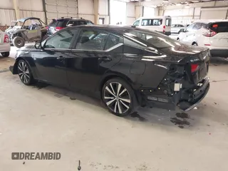 2019 Nissan Altima 2.5 SR with VIN 1N4BL4CV4KC164888, listed as a IAAI auction lot 41712623 with 92,949 mi miles. Bid and sale history available at carsss.com. Image 3.