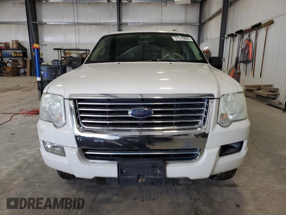 2008 Ford Explorer XLT with VIN 1FMEU73E58UA59541, listed as a Copart auction lot 51516865 with 141,050 mi miles and Salvage Title. Bid and sale history available at carsss.com. Image 5.
