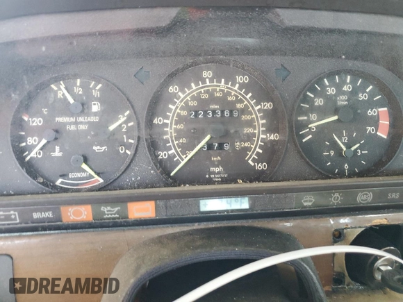 1988 Mercedes-Benz 300 with VIN WDBCA24D4JA424391, listed as a Copart auction lot 52105995 with 223,369 mi miles and Clean Title. Bid and sale history available at DreamBid. Image 9.
