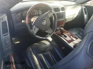 2008 Cadillac XLR z VIN 1G6YV36A585600021, wystawiony jako Copart lot #44195284 z przebiegiem 52 559 mil mil oraz Nie do naprawy. Historia ofert i sprzedaży dostępna na DreamBid. Obrazek 8.