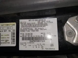 2017 Ford Fusion SE с VIN 3FA6P0H7XHR171654, выставлен на аукционе IAAI как лот 41020604 с пробегом 190 375 миль миль и . История ставок и продаж доступна на DreamBid. Изображение 9.