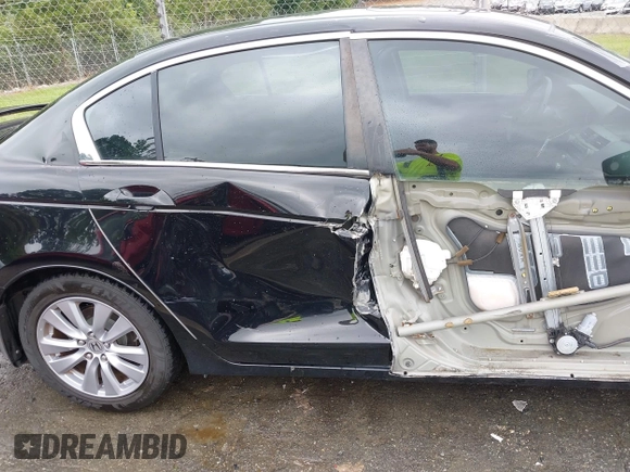 2011 Honda Accord EX z VIN 1HGCP2F71BA030423, wystawiony jako IAAI lot #42344496 z przebiegiem 146 097 mil mil oraz . Historia ofert i sprzedaży dostępna na DreamBid. Obrazek 17.
