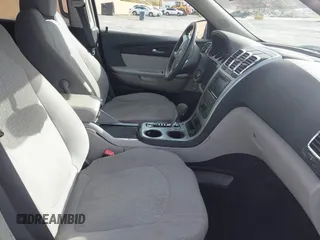 2007 GMC Acadia SLE with VIN 1GKEV13747J156296, listed as a IAAI auction lot 41243442 with 119,167 mi miles and . Bid and sale history available at DreamBid. Image 5.