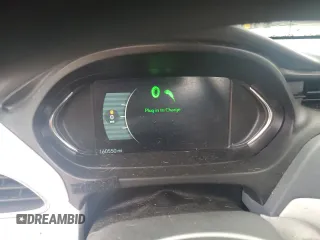 2017 Chevrolet Bolt EV LT z VIN 1G1FW6S04H4191007, wystawiony jako Copart lot #58529545 z przebiegiem 160 550 mil mil oraz Czysty tytuł • Clean title. Historia ofert i sprzedaży dostępna na DreamBid. Obrazek 9.