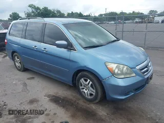 2005 Honda Odyssey EX with VIN 5FNRL38435B101887, listed as a IAAI auction lot 42704893 with 185,137 mi miles and . Bid and sale history available at DreamBid. Image 1.
