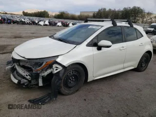 2020 Toyota Corolla Hatchback SE with VIN JTND4RBE2L3099521, listed as a Copart auction lot 50077354 with 17,573 mi miles and Salvage Title. Bid and sale history available at carsss.com. Image 1.