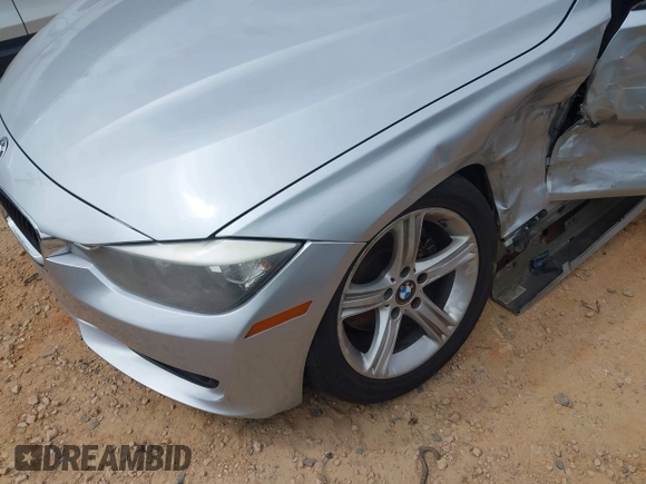 2015 BMW 3 Series 328i with VIN WBA3A5C59FP605386, listed as a IAAI auction lot 42309429 with 164,463 mi miles and . Bid and sale history available at DreamBid. Image 17.
