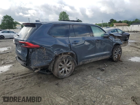 2024 Toyota Highlander XLE with VIN 5TDAAAB59RS001075, listed as a Copart auction lot 56958835 with 35,970 mi miles and Salvage title. Bid and sale history available at DreamBid. Image 3.